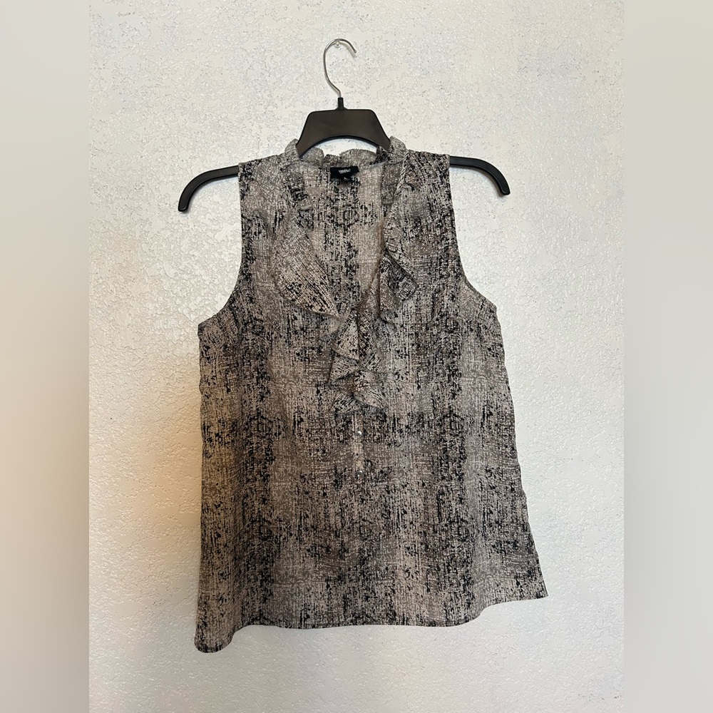 MOSSIMO Tank Top Women's L Gray Black Geometric Ruffle V-Neck Sleeveless Top